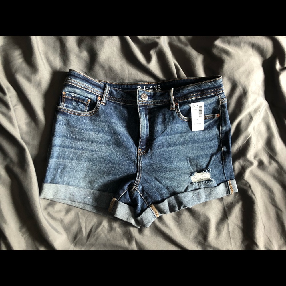 Reitmans denim shorts